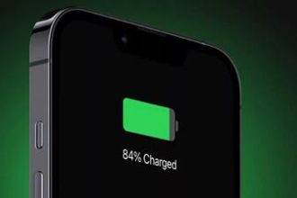 iPhone 16 battery draining quickly in iOS 18; Users complain of disappointing performance