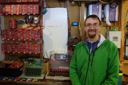 تامین برق کامل خانه با باتری‌های کهنه لپ‌تاپ