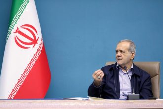 وعده پزشکیان برای پایان قطع برق