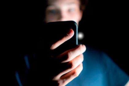 مسدودسازی تصاویر غیراخلاقی توسط اپل و گوگل