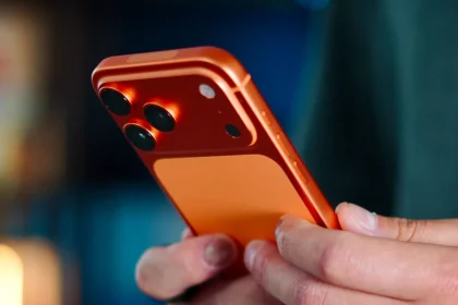 تأخیر در عرضه آیفون ۱۸