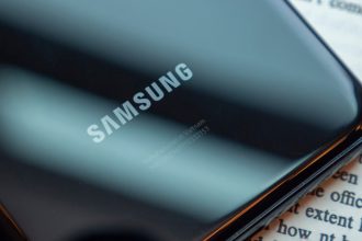 سامسونگ رتبه اول فروش موبایل در سال ۲۰۲۵