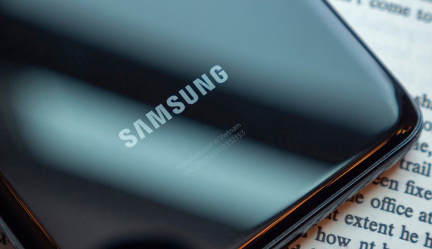 سامسونگ رتبه اول فروش موبایل در سال ۲۰۲۵